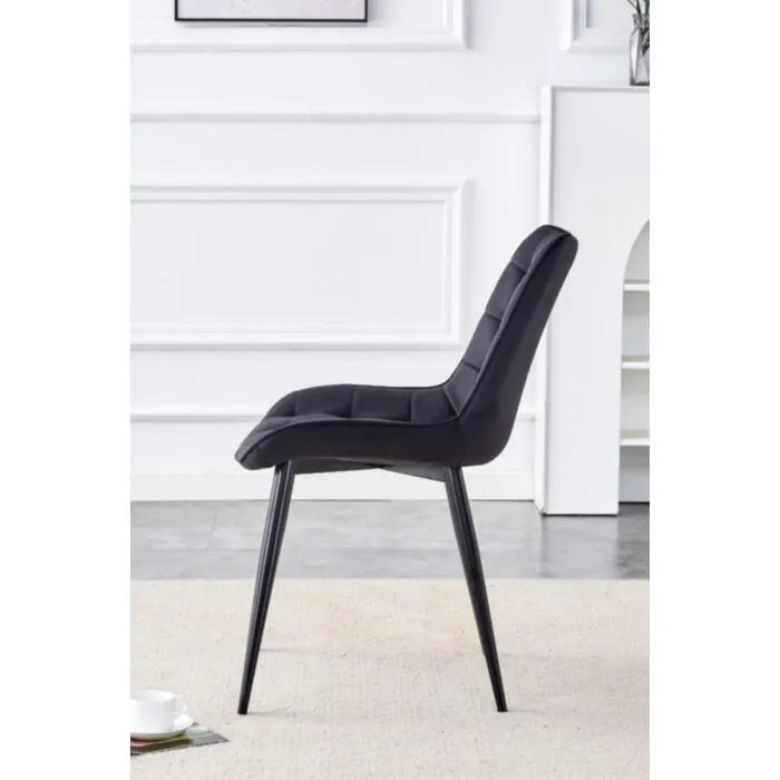 Kuhinjski stol VIKA črn Kuhinjski stol VIKA črn . Kuhinjski stol VIKA velvet črna je odlična rešitev za kombiniranje v minimalističen ali industrijski stil prostora. Kombinacija