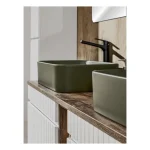 Nadpultni kopalniški umivalnik BEJBA 50 . Nadpultni kopalniški umivalnik BEJBA 50 je trpežen umivalnik sodobnih linij. Narejen je iz keramike v dveh