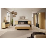 Nočna omarica BILI . Moderno eleganten dizajn nočne omarice BILI z LED razsvetljavo. Narejena je iz odličnih materialov v barvi hrast s kombinacijo črne.