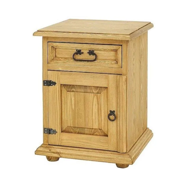 Nočna omarica POP leva Nočna omarica POP leva . Nočna omarica POP leva je narejena iz kvalitetnega borovega lesa v medeno rjavi barvi. Ta omarica ustreza levi postavitvi. Material: