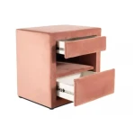 Nočna omarica STANAJA 3 . Nočna omarica STANAJA 3 je narejena iz kvalitetnih materialov, oblečena v nežno blago podobno žametu. Dobavljiva je v več