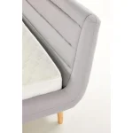 Oblazinjena postelja LANDA 160 x 200 . Kvalitetna postelja LANDA vam bo zagotovila miren spanec. Narejena je iz kvalitetnega blaga in masivnega lesa.