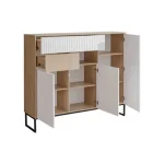 Omara ZOELA 1 . Omara ZOELA je moderno oblikovana in elegantnega videza. Brez ročajev, odpiranje po sistemu push to open. V beli mat barvi s kombinacijo lesa.