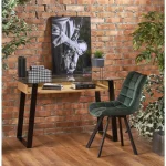 Pisalna miza GINGER je primerna za pisarniške sobe ali kot dodatek v vsak prostor. Narejena je iz kovine in MDF. Delovna površina pa je steklena. Pod samo