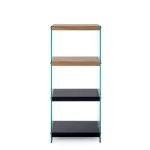 Poličnik LINE WOOD je dobavljiv v rjavo-črni barvi. Stranice so iz kaljenega stekla (12mm), police pa so iz MDF plošč (videz lesa). Dimenzije: širina: