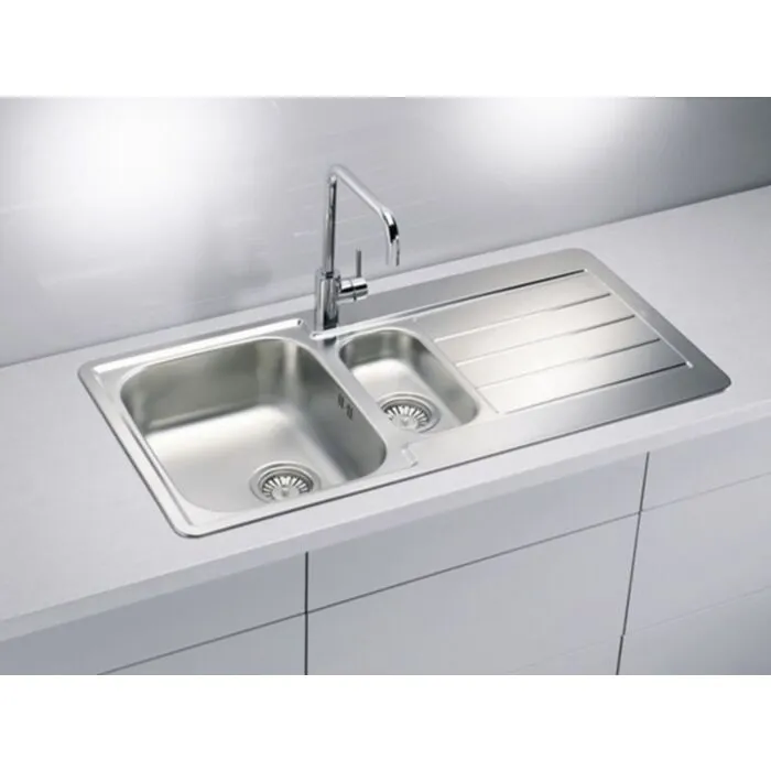 Pomivalno korito LN10 . Inox pomivalno korito LN 10 je vgradno. Korito ima dve posodi, eno večjo in eno manjšo ter odlagalno površino. Postavitev korita je