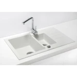 Pomivalno korito R70 . Pomivalno korito R70 je narejeno iz granitala. Korito je vgradno. Minimalna širina omarice je 60 cm. Postavitev kotrita je univerzalana