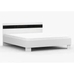 Postelja POMLAD . Postelja POMLAD je primena za vsako spalnico. Narejena je iz visokokakovostne laminirane plošče debeline 16 mm. Postelja ima ABS robove, ki