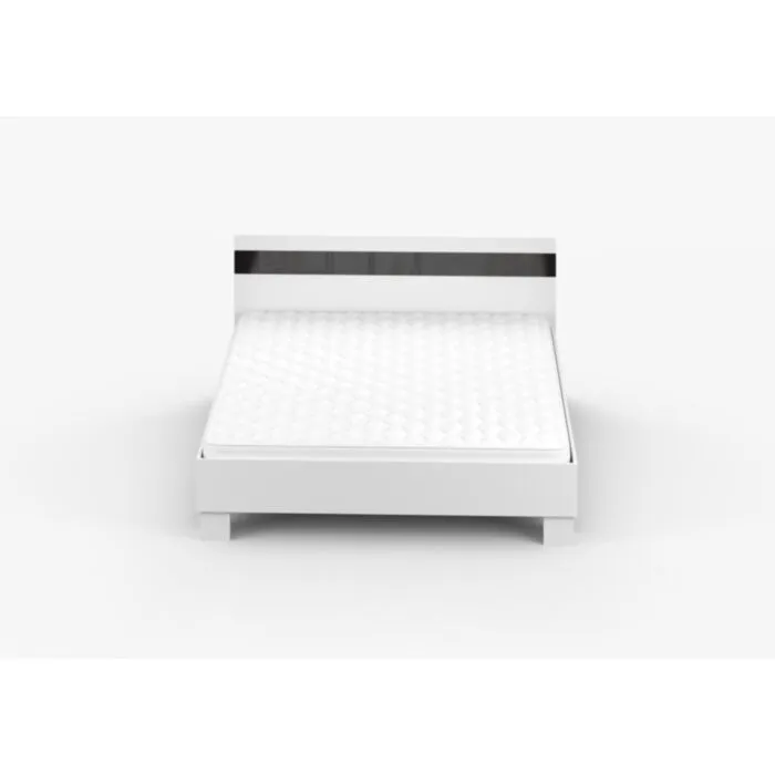 Postelja POMLAD Postelja POMLAD . Postelja POMLAD je primena za vsako spalnico. Narejena je iz visokokakovostne laminirane plošče debeline 16 mm. Postelja ima ABS robove, ki