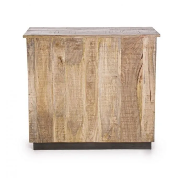 Predalnik 1A-4C TUDOR Predalnik 1A-4C TUDOR . Predalnik TUDOR je narejen iz lesenega okvirja (mango), podnožje je kovinsko. Ima pet dizajniranih predalov, ki so funkcionalni a