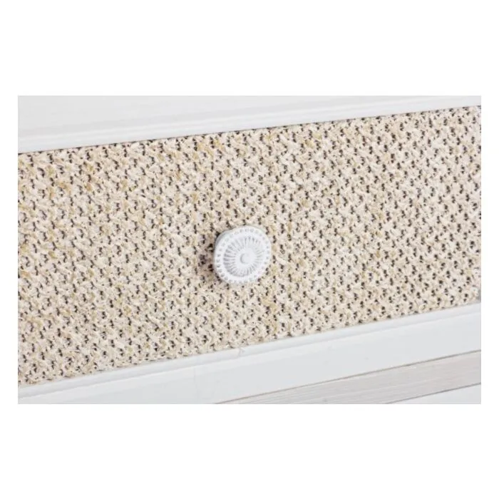 Predalnik 3C MONTIEL . Predalnik 3C MONTIEL je eleganten kos pohištva, ki popestri vaš prostor. Njen poseben dizajn vas bo navdušil, saj prinese vašemu