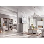 Predalnik s polico MOLLY ima dvojna vrata, odprto polico ter predal. Je eleganten ter visok predalnik, ki je lahko dostopen za vse majhne otroke. Material: -