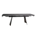 Raztegljiva jedilna miza BALINI . Raztegljiva jedilna miza BALINI je narejena do podrobnosti natančno. Očarali vas bodo njeni prefinjeno narejeni vzorci ter