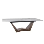 Raztegljiva jedilna miza BOUNTY - bela mat . Raztegljiva jedilna miza BOUNTY bela mat, predstavlja praktičnost in sodobni pristop k ureditvi jedilnega