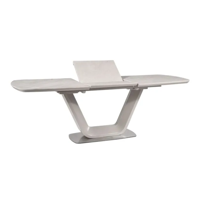 Raztegljiva jedilna miza MANI 4 Raztegljiva jedilna miza MANI 4 . Raztegljiva jedilna miza MANI 4 je dobavljiva v sivi mat barvi. Miza je modernega ter elegantnega dizajna, izdelana iz