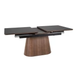 Raztegljiva jedilna miza MONAKO . Raztegljiva jedilna miza MONAKO je elegantna in moderna miza. Miza ima funkcijo raztezanja. Lahko jo imaste zloženo ali jo