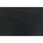 Raztegljiva jedilna miza SENTI . Raztegljiva jedilna miza SENTI je narejena do podrobnosti natančno. Očarali vas bodo njeni prefinjeno narejeni vzorci ter