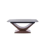 Raztegljiva jedilna miza SLADKO je narejena do podrobnosti natančno. Očarali vas bodo njeni prefinjeno narejeni vzorci ter stabilnost. Narejena je iz