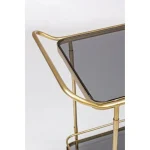 Servirni voziček ORABEL je eleganten kos za vse gostinske ali domače prostore. Njen poseben dizajn vas bo navdušil, saj prinese vašemu prostoru eleganco in