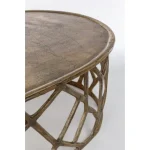 Set 2 klubskih mizic ZAHID . Set 2 klubskih mizic ZAHID je narejen iz aluminija in ima starinski zaključek. V ceno so vključeni dve mizici. Mizice so