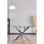 Steklena jedilna miza AIS . Steklena jedilna miza AIS je modernega dizajna. Narejena iz kakovostnih materialov. Ogrodje je narejeno iz kovine v krom barvi.