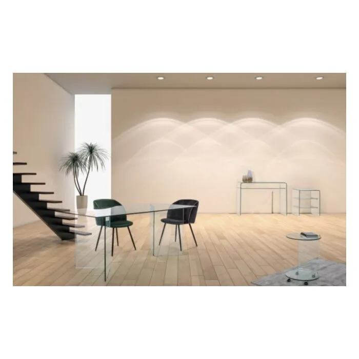 Steklena Jedilna miza IRIDE 180X90 Steklena Jedilna miza IRIDE 180X90 . Steklena jedila miza IRIDE 180 x 90 je modernega dizajna. Sestavljajo jo 10 mm debele steklene noge in mizna plošča iz