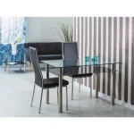 Steklena jedilna miza MARS . Steklena jedilna miza MARS je dobavljiva v krom barvi. Mizna plošča je izdelana iz kaljenega stekla. Noge so izdelane iz kovine.