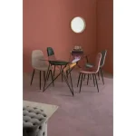 Steklena miza PRIMARY 160X80 ima kovinsko konstrukcijo, sredinski del je iz brezovega lesa. Mizna plošča je iz kaljenega stekla. Barva: - Črna / les