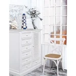 Stol CROSS - bela . Stol CROSS - bela, je eleganten stol, ki popestri vaš prostor ali okolico. Primeren je tako za jedilnice, kmečke turizme ali opremo