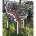 Stol RIO opečnato rdeča . Stol RIO v opečnato rdeči barvi, je moderen stol izdelan iz polipropilena, kateremu so dodana steklena vlakna za še večjo