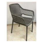 Stol RIO taupe . Stol RIO taupe je moderen stol izdelan iz polipropilena, kateremu so dodana steklena vlakna za še večjo trdnost. Stol je namenjen tako za