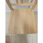 Stol SILVANA bukev masiva . Stol SILVANA bukev je eden izmed najbolj prodajnih stolov. Saj je klasičen in udoben stol kvalitetne izdelave. Izdelan je iz