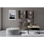 Tabure MONTE je eleganten, okrogel tabure. Dobavljiv je v široki paleti različnih barv. Vaši dnevni sobi, spalnici ali predsobi bo dodal eleganten predih,