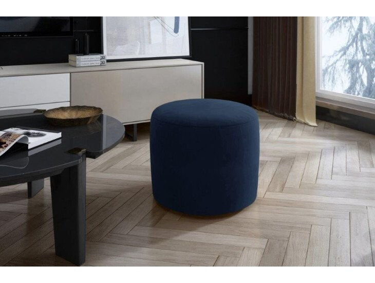 Tabure NAL je majhen, urejen okrogel dodatek za vašo spalnico, dnevno sobo ali predsobo. Dobavljiv je v široki paleti različnih barv. Sedež je udoben,