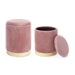 Tabure SET2 POLINA roza . Ogrodje taburejev POLINA je narejeno iz MDFja in vezanih plošč. Prevleka je iz poliestra z žametnim učinkom. Dno ima kovinski