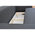 Trosed BRON . Kavč BRON je eleganten kavč z možnostjo raztegnitve. Narejen je iz kvalitetnega blaga. Pri raztegnitvi vam pomaga mehanizem. Vzmetenje Bonell