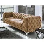 Trosed ČARLI 3 . Prepustite se počitku na vzmetenem trosedu ČARLI, ki je udoben in kvaliteten. Oblazinjen v blagu in v modernih barvah bo odlčina