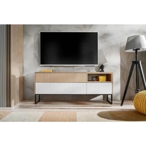 TV omarica ZOELA 2 . TV omarica ZOELA je moderno oblikovana in elegantnega videza. Brez ročajev, odpiranje po sistemu push to open. V beli mat barvi s