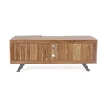 TV regal 2A ARON . TV regal 2A ARON ima okvir iz lesa in jeklene noge, vrata imajo kovinski vložek. Dimenzije: širina: 160cm globina: 44cm višina: 65cm