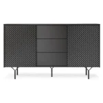 TV regal AVER . TV regal AVER je narejen iz kvalitetne laminirane plošče s ABS robovi. Noge so iz črnega jekla, omarice se odpirajo s sistemom push to open.