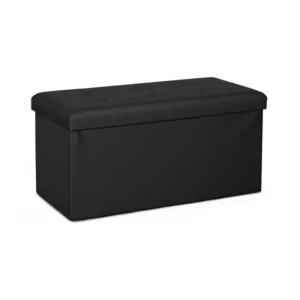 Velik tabure SMAGDA črno umetno usnje . Velik tabure SMAGDA črn je narejen iz kvalitetnih materialov. Na pokrovu ga krasijo gumbki, prikladen je saj lahko v