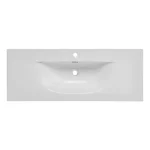 Vgradni kopalniški umivalnik SKI 120D je narejen iz bele keramike in se lepo poda v vsakršno kopalnico. Dimenzije: - D: 121 x G: 46 x V: 17 cm