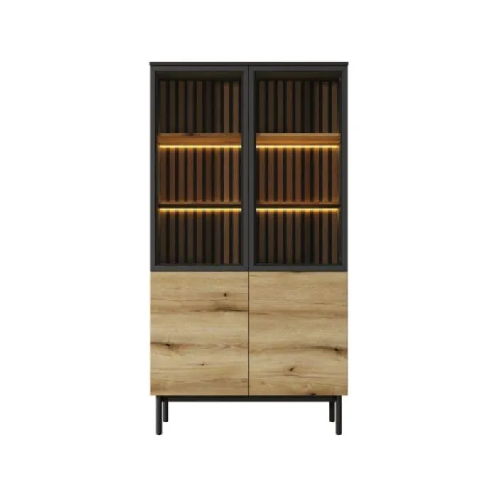 Visoka vitrina LANASA . Visoka vitrina LANASA je eleganten kos pohištva, ki popestri vaš prostor. Njen poseben dizajn vas bo navdušil, saj prinese vašemu