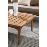 Vrtna mizica NINFA-XENIA 120X70 . Vrtna mizica NINFA-XENIA 120X70 je narejena iz tika in ima končni zaščitni premaz in barvo akzonobel (UV odpornost).