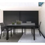 Vrtni stol KONNOR antracit je odličen vrtni stol, ki je primeren za vašo okolico. Okvir stola je narejen iz aluminija. Sedež in hrbet pa je narejen iz