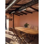 Zložljivi vrtni stol MALI PIEGH . Zložljivi vrtni stol MALI PIEGH je narejen iz lesa z oljnim premazom. Stol je zložljiv. Njegova preprostost a hkrati