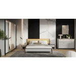 Garderobna omara GRIZLI je kakovosten kos pohištva. Združuje dve lastnosti in sicer: funkcionalnost in privlačen dizajn. Omogoča shranjevanje oblačil,