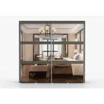 Drsna omara TIFANY 2 je iz kolekcije TIFANY 2. Njena glavna prednost je uporaba 2 palic in številnih polic, ki vam nudijo ogromno prostora za vaše obleke.