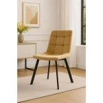 Jedilni stol MILA - LUX velvet bež je odlična rešitev za kombiniranje v minimalističen ali industrijski stil prostora. Kombinacija bež prešitega blaga s