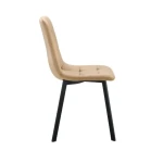 Jedilni stol MILA - LUX velvet bež je odlična rešitev za kombiniranje v minimalističen ali industrijski stil prostora. Kombinacija bež prešitega blaga s